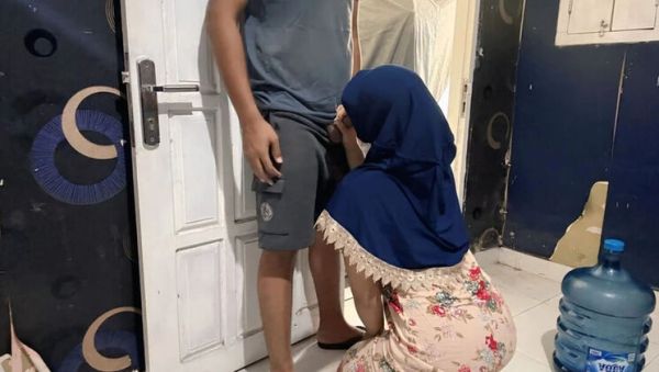 Clarelia Hot Housewife Forced Gardener Blowbang Cheating Viral - veryfreeporn.com - Indonesia on systemporn.com