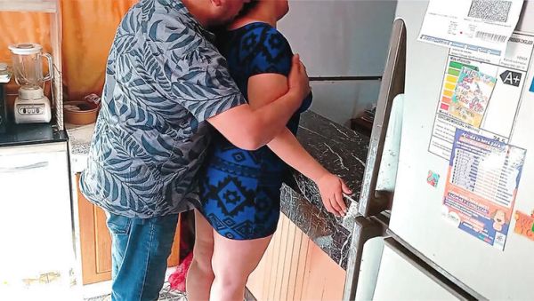 Horny BBW Kelly Mom Stepdaughter Fucked Hard by Older Stepdad in Kitchen - veryfreeporn.com - Usa on systemporn.com