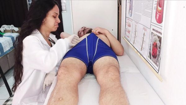 Nurse Jennyferpimenta Gives Handjob To Patient's Big Cock Erection - porntry.com on systemporn.com