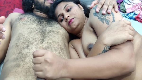 Indian Mallu In Sex With Wife, Mallu Indian Sexy Wife And Husband Hot Sex In Bedroom - desi-porntube.com - India on systemporn.com