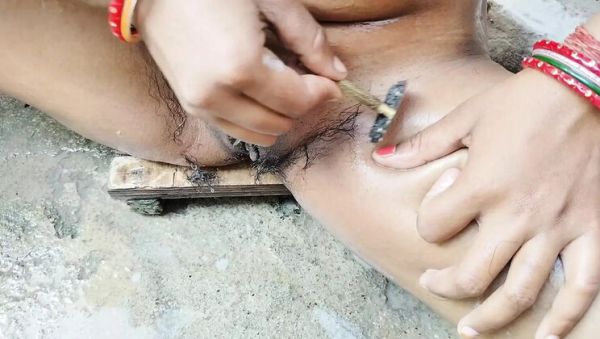 Hairy Indian Stepsister Fingering Her Wet Pussy and Masturbating to Orgasm - veryfreeporn.com - India on systemporn.com