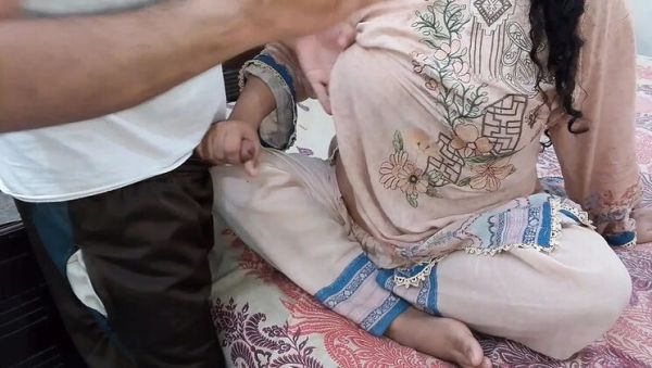 Desi Stepmom QueenbeautyQB Enjoys Hardcore Action with Step Son in Homemade HD - veryfreeporn.com on systemporn.com