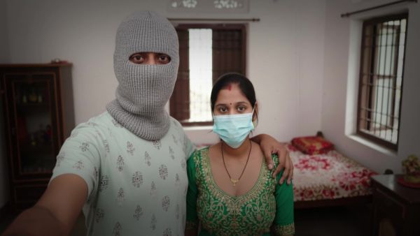 Indian Desi Hauswaif Soni Bhabhi Ki Chudayi Devar Ne Bhabhi Ko Ghodi Bana Ke Choda With Devar Bhabhi - desi-porntube.com - India on systemporn.com