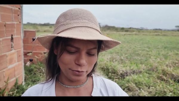 Amateur BBW MarieChell Doggy Style Fuck After Roadside Photo Shoot - porntry.com - Portugal on systemporn.com