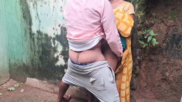 Komal Aunty Hot Indian Desi Fucked Hard by Trilokinath in Hindi - porntry.com - India on systemporn.com