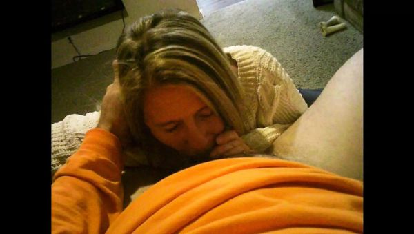 HeyitsJulia Hot Blonde MILF Deep Throat Blowjob & Cum Swallowing - veryfreeporn.com - Usa on systemporn.com