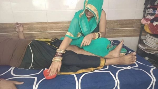 Father-in-law calls daughter-in-law to room for oil massage then fucks her tight Indian pussy hard - xxxfiles.com - India on systemporn.com