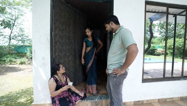 Desi Indian Step Sister First Time Morning Sex - Big Boobs 18+ Hindi Audio Fuck - porntry.com - India on systemporn.com