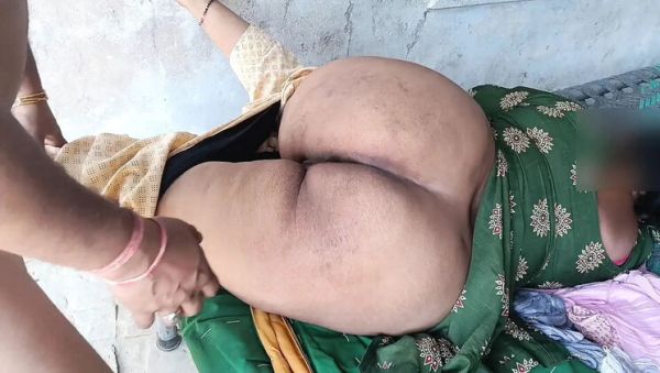 Indian Desi Aunty Pooja Loud Moaning in Hardcore Assfucking and Missionary - BDSM POV HD MMS - veryfreeporn.com - India on systemporn.com