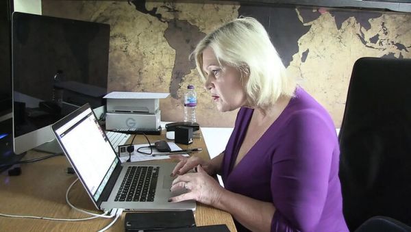 Mature Women Love Young Men - Big Tits Blowjob & Cumshot with Sahara Knite - veryfreeporn.com - Britain on systemporn.com