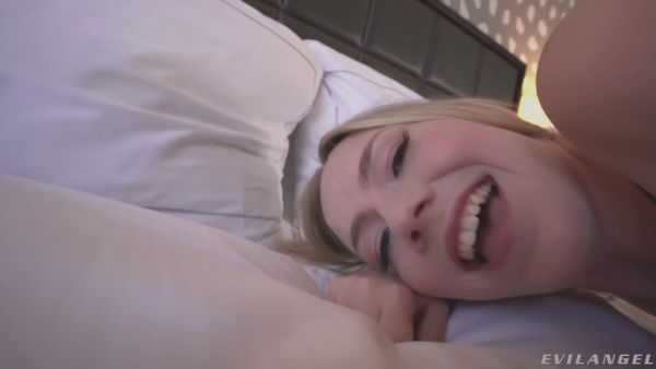 Puts On Her Best Lingerie And Mick Rubs Her Ass With Oil - Mick Blue And Rebel Rhyder - videohdzog.com on systemporn.com