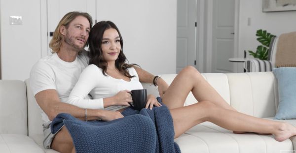 A cute girl is having fun with her boyfriend on the sofa - alphaporno.com on systemporn.com