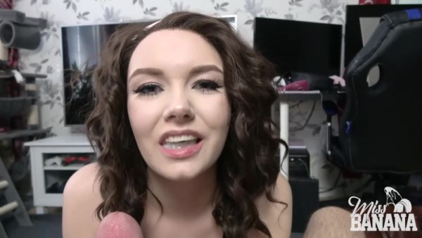 Uses Her Mouth To Make A Cock Cum - Miss Banana - upornia.com on systemporn.com