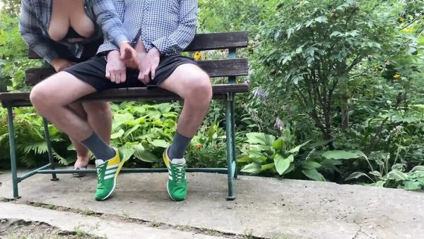 Mature Ukrainian Cougar with Saggy Tits Makes Me Cum Outdoor - veryfreeporn.com - Ukraine on systemporn.com