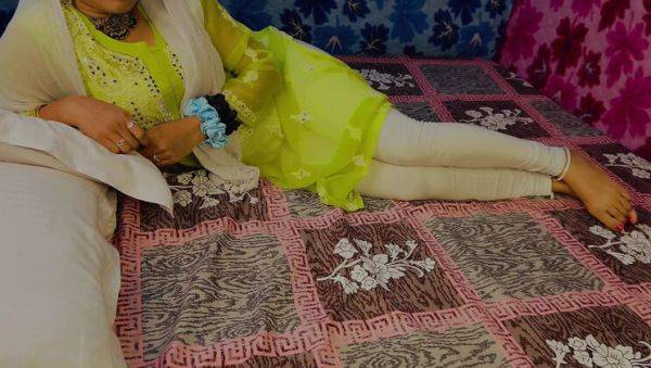 Indian Bahu Fucks Sasur in Private Room with Dirty Talk and Cum in Mouth - veryfreeporn.com - India on systemporn.com