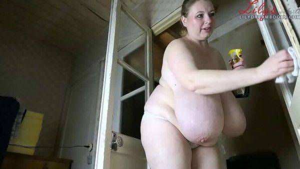 Amateur BBW Lilydreamboobs Shows Off Her Huge Saggy Tits - porntry.com on systemporn.com