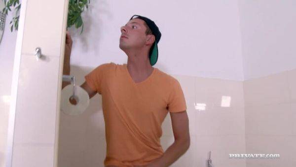 MILF Kayla Green Enjoys Anal With Young Stud - veryfreeporn.com on systemporn.com