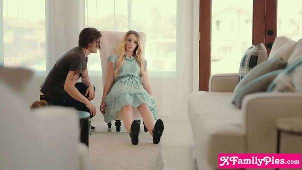 Step-Siblings Unite: Teen Maria Kazi and Tyler Cruise in Steamy Action - veryfreeporn.com on systemporn.com