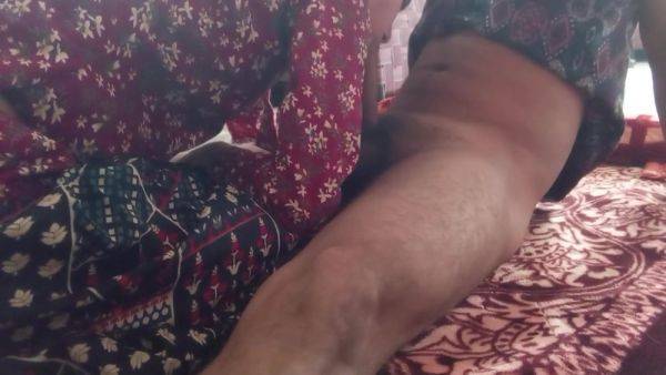 Beautiful Girl And Beautiful Sucking - Beautiful Girls - desi-porntube.com - India on systemporn.com