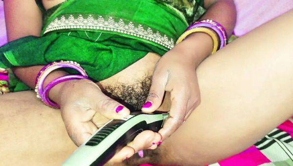 Bangala Bhabhi Hairy Pussy Fucking - Indian Homemade Amateur Sex - veryfreeporn.com - India on systemporn.com
