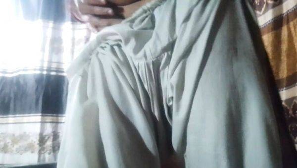 Hot Desi Bhabhi Sucks Neighbor's Brother and Takes His Goods - porntry.com - India on systemporn.com