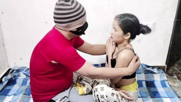 Desi Maid Fucked Hard in Kitchen While Cooking Chicken - Naasrin Khan - veryfreeporn.com - India on systemporn.com