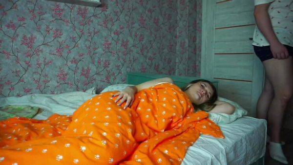 Stepson Seduces Stepmom with Big Natural Tits and Cums in Her Mouth While Dad's Away - porntry.com - Russia on systemporn.com