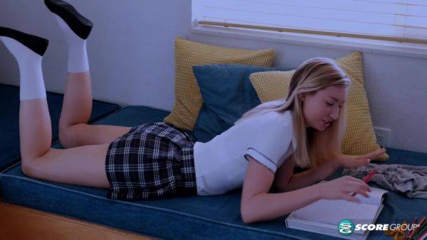 Post-study Cum Session With Emma Sirus - videohdzog.com on systemporn.com