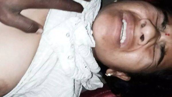 Village Girl Offers All Positions - Wet Pussy Creampie Fuck with 18-Year-Old Indian Teen - veryfreeporn.com - India on systemporn.com