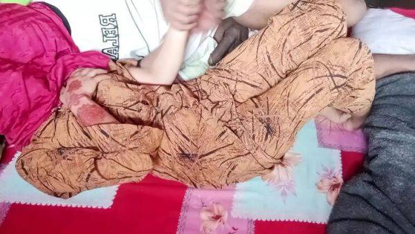 Desi Step Sister Fucks Brother While Aunty Is Away - Hot Hindi Sex - porntry.com - India on systemporn.com