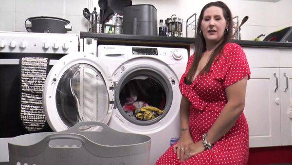 Naughty British Stepmom Naasha Love Sucks and Fucks Hard in Bathroom POV - porntry.com - Britain on systemporn.com