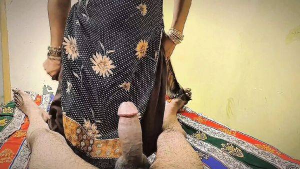 Desi Aunty Gullnazkhan Sucks Neighbor's Big Dick - Hot Indian Amateur Blowjob with Hindi Audio - veryfreeporn.com - India - Pakistan on systemporn.com