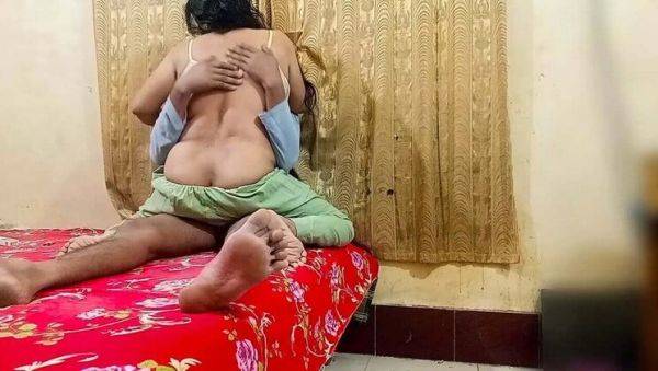 Desi Bhabhi Hot Sex with Devar - Indian Brother in Law Fucks Sister in Law Hardcore - veryfreeporn.com - India on systemporn.com