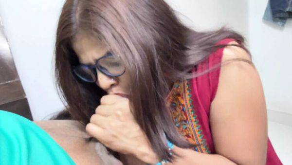 Sexy Komal Fucks Neighbor After Finding Out Her Husband is a Eunuch - Desi Village Wife Cheating - veryfreeporn.com - India on systemporn.com