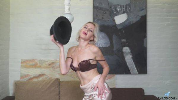 Sexy Mature - veryfreeporn.com on systemporn.com