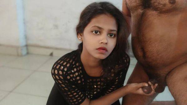 Hot Indian Bhabhi Priya Blows Friend's Boyfriend - Desi Homemade Sex - porntry.com - India on systemporn.com