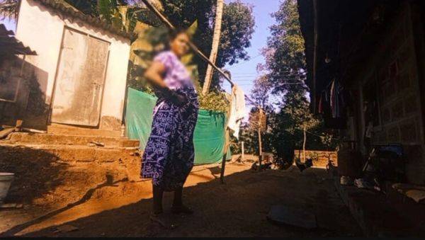 Desi Village Stepmom Secret Bathroom Fuck - Hot Indian Bhabhi Hardcore - porntry.com - India on systemporn.com