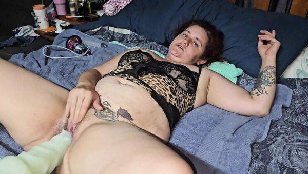 Sexy Aussie Wife Squirts on Huge Dildo - Homemade Toy Fuck Machine Creampie - xxxfiles.com - Australia on systemporn.com