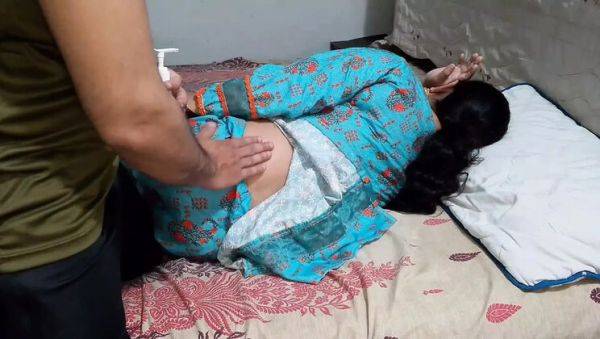 Desi Stepmom QueenbeautyQB Seduces Stepson with Lotion Massage - Hot Homemade Role Play - veryfreeporn.com on systemporn.com