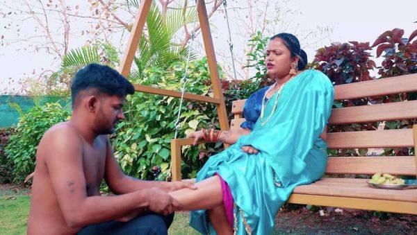 Lusty Indian Housewife Malkin Gets Hardcore Fuck From Servant - Big Ass & Natural Tits - porntry.com - India on systemporn.com