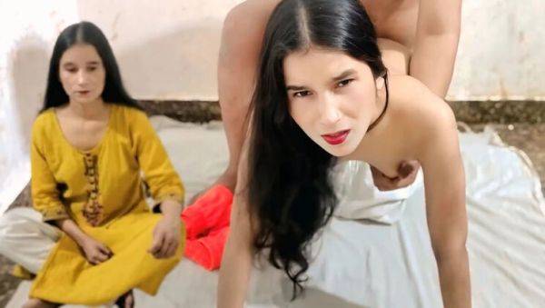 Desi Hot Aunty Fucked Hard in Homemade Indian Sex Video - porntry.com - India on systemporn.com