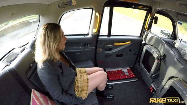 Fake Taxi - Hot American Babe Rims & Sucks Driver's Big Cock Rough - xxxfiles.com - Usa on systemporn.com