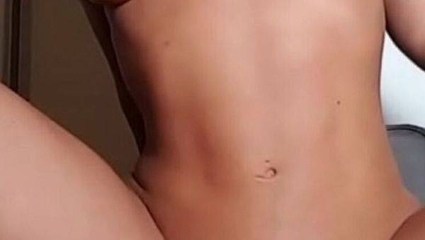 Hot fitness babe Briana Moon sucks and rides dildo in sporty outfit - porntry.com on systemporn.com