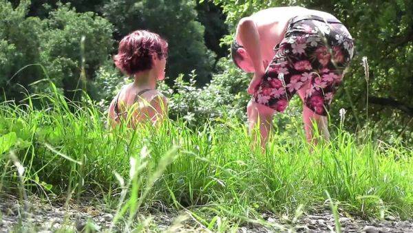 German MILF Popp Sylvie Fucks Hard in Nature - Blowjob & Cumshot - veryfreeporn.com - Germany on systemporn.com