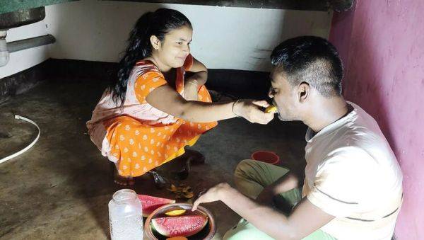 Hot Village Bhabhi Kitchen Sex with Stranger - Desi Homemade XXX - xxxfiles.com - India on systemporn.com