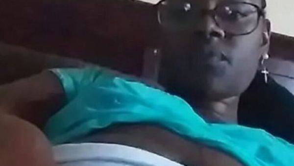 Naejaexx Fingering Her Tight Pussy Closeup - Ebony MILF with Big Ass - xxxfiles.com on systemporn.com