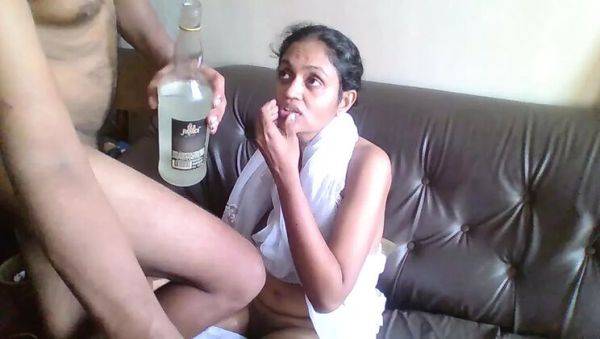 Desi Aunty Tina Baby Sucks Cock in White Saree - Homemade Maid Blowjob - porntry.com on systemporn.com