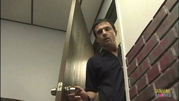 Skilled Male Worker Pounds Young Beauty Sharon Wild in Rough Anal - HD - porntry.com on systemporn.com