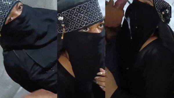 Desi Muslim Bhabhi Fucked Hard by Step-Cousin in Hotel - Homemade Hijab Sex - xxxfiles.com - India on systemporn.com