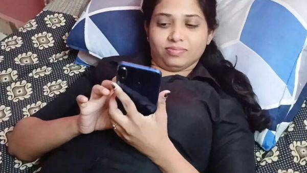 Desi Girl Fucks Stepdad Hard in Doggy Style - Apple Porn - veryfreeporn.com - India on systemporn.com